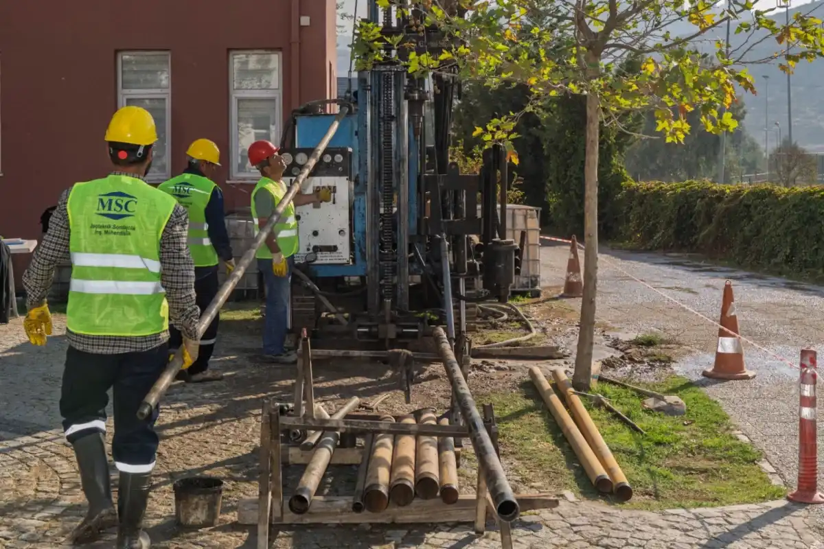 İzmir’de 2 Bin Hektarlık Alanda Zemin İncelemesi Yapılacak