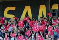 aliaga ataturk stadyumunda cumhuriyet coskusu