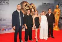 altin portakalda ilk gala gelin takimi 2 ekibiyle birlikte seyirci karsisindaydi