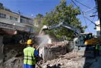 ballikuyu donusum bolgesindeki metruk yapilar yikiliyor