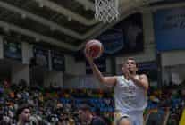 buyuksehir belediyespor basketbol ve voleybolda yenilgi yuzu gormuyor