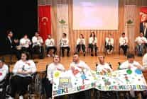 cumhuriyet bayrami coskusu engelsiz yureklerde atti