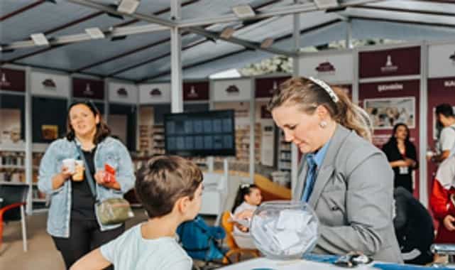 izkitapta sehrin kalbinde yeni bulusma noktalari