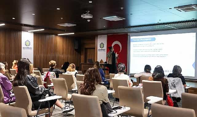 kadin isi girisim kadinlarin girisim yolculuguna guclu bir destek sunmaya devam ediyor