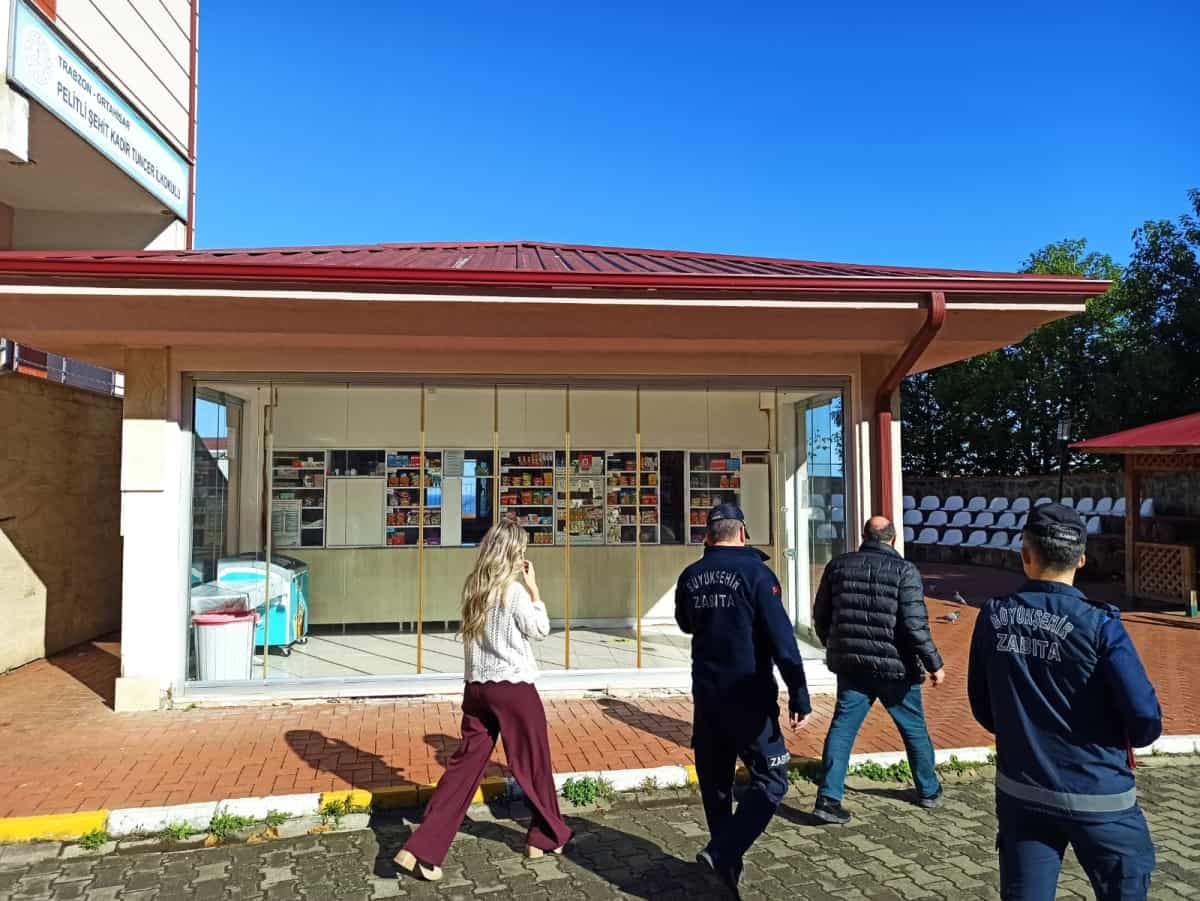 Büyükşehir Belediyesi, Okul Kantinlerinde Denetim Gerçekleştirdi 1 Büyükşehir Belediyesi, Okul Kantinlerinde Denetim Gerçekleştirdi