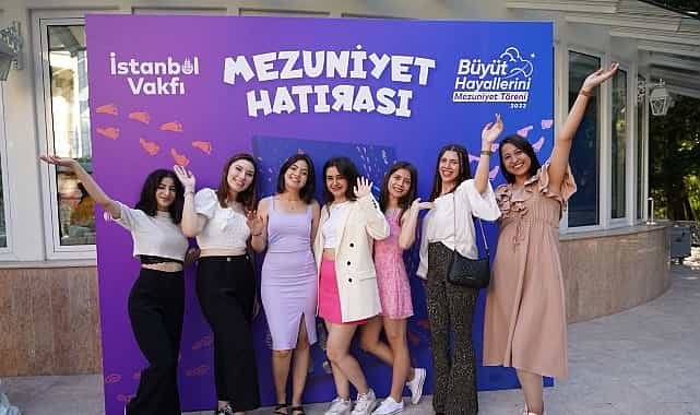 ataturke armagan sarkilar konseri geliri istanbul vakfina bagislanacak