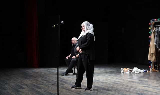 aydin buyuksehir belediyesi sehir tiyatrolarinda yeni sezon basladi