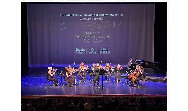 bakirkoyde cumhuriyet ogretmenleri icin konser duzenlendi