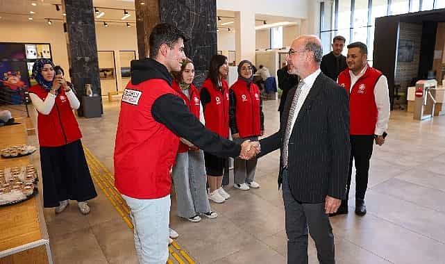 baskan pekyatirmacidan yeni nesil sehir kutuphanesine ziyaret
