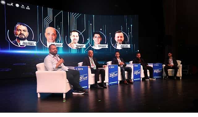 bilisim fuarinda sporun dijital donusumu konusuldu