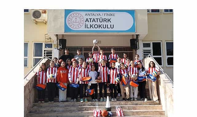 buyuksehirden gelecegin sporcularina malzeme destegi