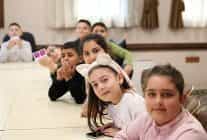 dunya cocuk haklari gununde cocuklar haklarini ogrendi