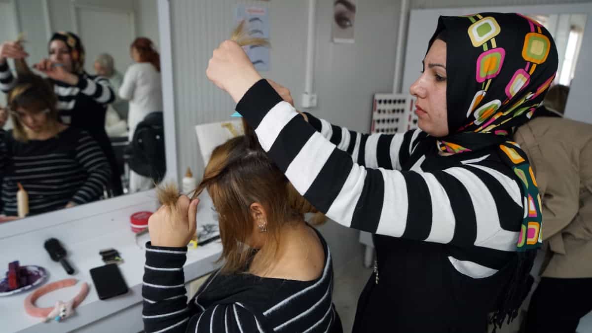 KAMEK Kursları, kadınların hayatına değer katıyor