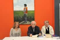 ertekin ciftinden ilber ortayli kutuphanesine anlamli bagis