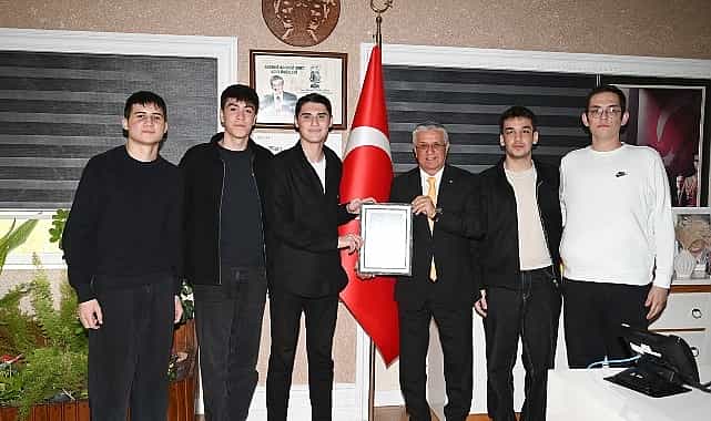 genclik meclisinden baskan topalogluna anlamli ziyaret