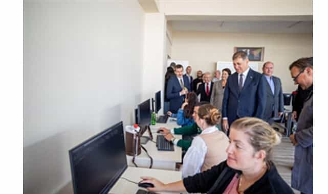 issizlige karsi sanayi sitesinde kurs merkezi