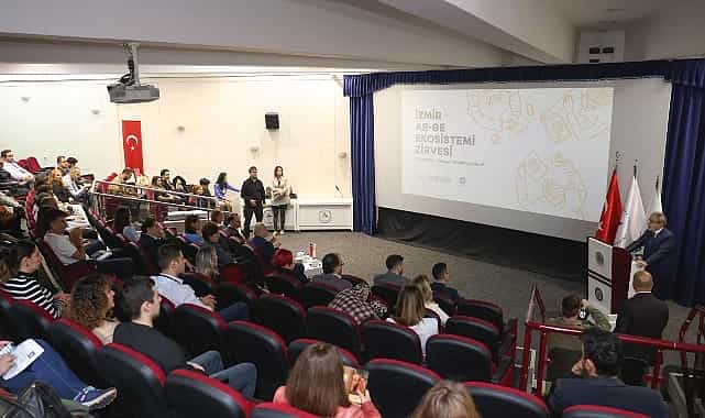 izmiri teknolojiyi ihrac eden bir kente donusturmek icin calisiyoruz