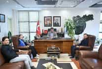 kartepenin gururu genc sporcular baskan kocamanla bulustu