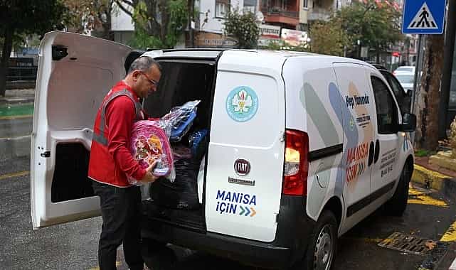 manisa buyuksehirden 15 bin ogrenciye canta ve kirtasiye destegi