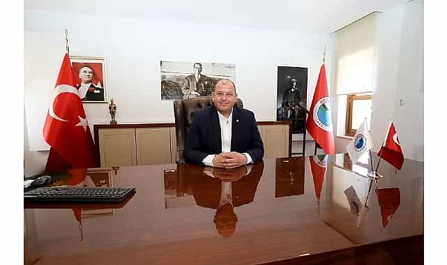 menderes belediyesinden ogretmenler gunu hediyesi