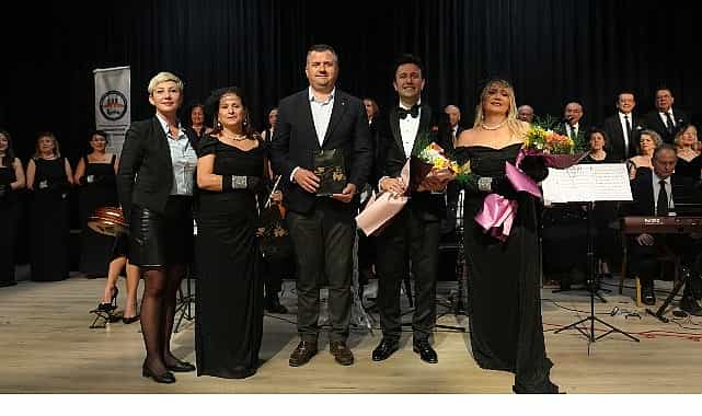 mimar sinan musiki dernegi kulaklarin pasini sildi