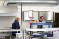 narlidere belediyesi zabita ekiplerinden okul kantinlerine siki denetim