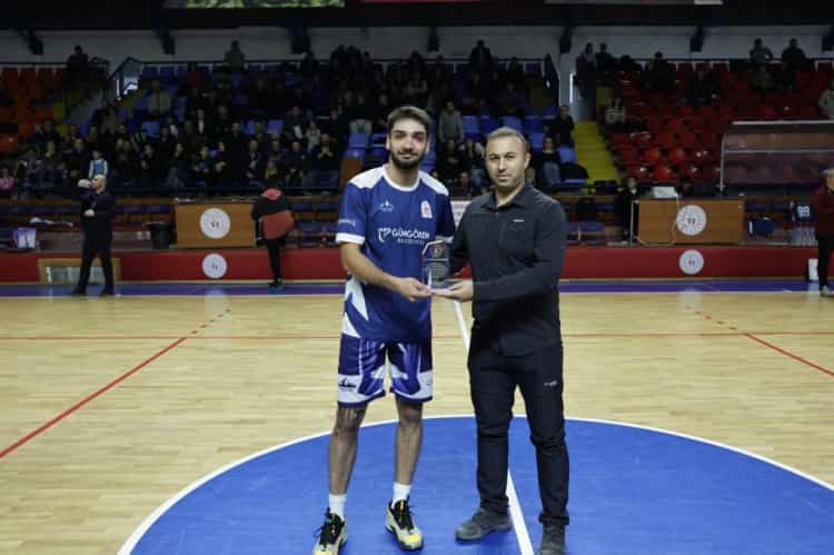 Kütahya Belediyespor’dan taraftarına bir zafer daha