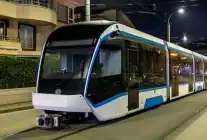 Kocaeli Raylı Sistemde Güçleniyor: 5 Tramvayın İlki Hizmete Başladı