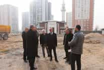 baskan pekyatirmaci yapimi devam eden yazir mahalle kulliyesinde incelemelerde bulundu