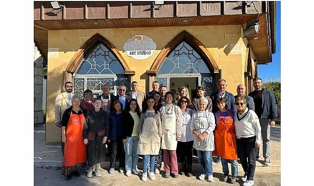 baskan topaloglundan seramik sanatcilarina ziyaret