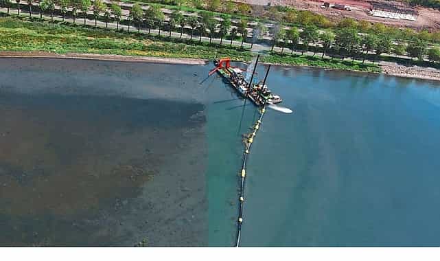 biz bu temizligi yapmazsak yarin yeni nesillerin denize girme sansi olmayacak