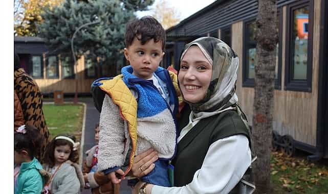 Büyükşehir’den ekranla büyüyen çocuklar için altın öneriler; “Ekranı yasaklamayalım, dengeli kullanalım” 1 buyuksehirden ekranla buyuyen cocuklar icin altin oneriler ekrani yasaklamayalim dengeli kullanalim