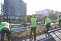 buyuksehirden gazi bulvarinda otokorkuluk calismasi