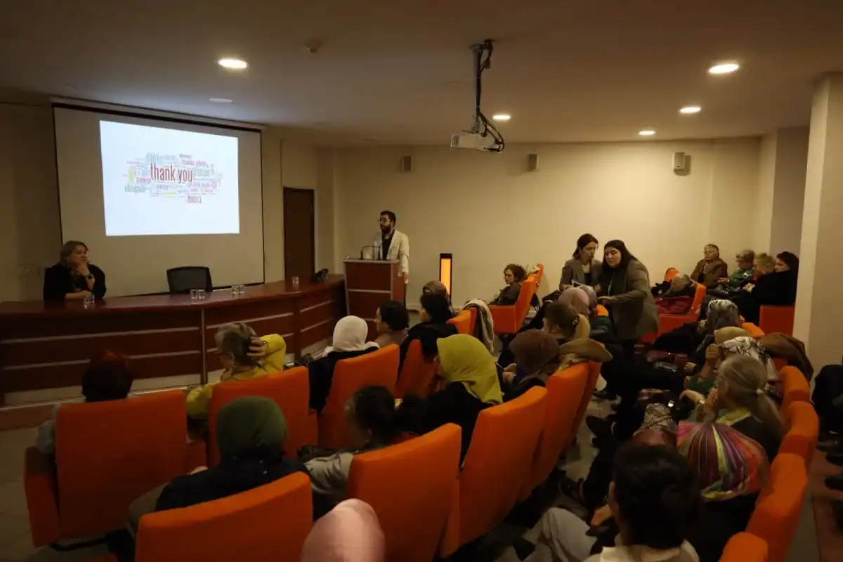 Kocaeli’de “Sağlıklı Yaş Alma” Semineri Gerçekleştirildi