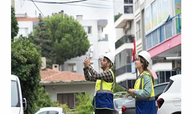 izmir gelecegini guvenceye aliyor