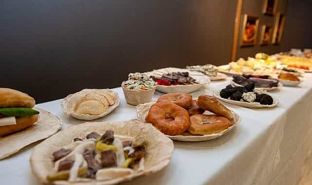 izmir sofrasina yogun ilgi subat sonuna kadar ziyaret edilebilecek