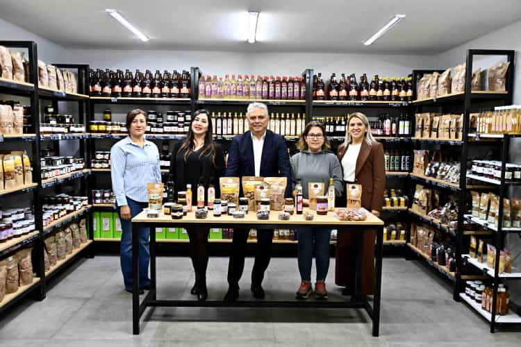 Kadın Emeği Antalya’da Yerli Malı Haftasında Buluştu