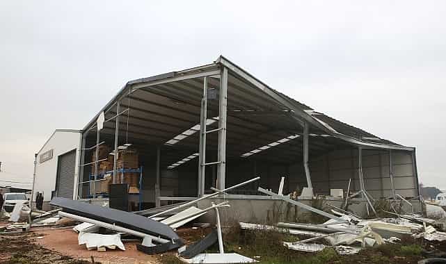 niluferde iki kacak yapi daha yikildi