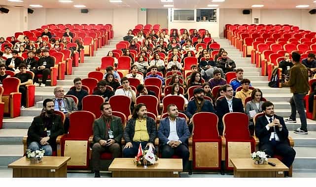 Öğrenciler Yapay Zeka Destekli Su ve Atık Yönetimi Çözümleri İçin Harekete Geçti 1 ogrenciler yapay zeka destekli su ve atik yonetimi cozumleri icin harekete gecti