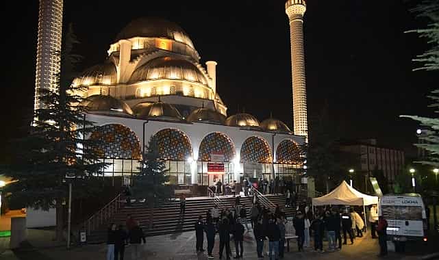 regaip kandilinde lokma ikram edildi