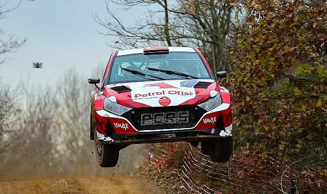 sampiyon sezonu zaferle kapadi