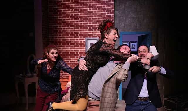 sehrin tiyatrosu yatak odasi komedisi oyunuyla atasehirde