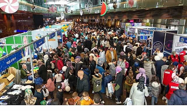 Şivlilik Çocuk Bayramı 450 Bin Kişilik Rekor Katılımla Sona Erdi 1 sivlilik cocuk bayrami 450 bin kisilik rekor katilimla sona erdi