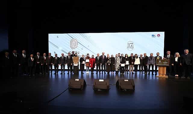 vali akin ile baskan altay 17 altin dokunuslar festivalini ve gazze kermesini acti