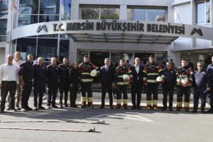 Mersin İtfaiyesi 2025’te Can ve Mal Güvenliği İçin 11 Bin 396 Müdahale Yaptı 1 Mersin İtfaiyesi 2025’te Can ve Mal Güvenliği İçin 11 Bin 396 Müdahale Yaptı