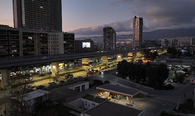 2025 izmire deger katan projelerin yili oldu