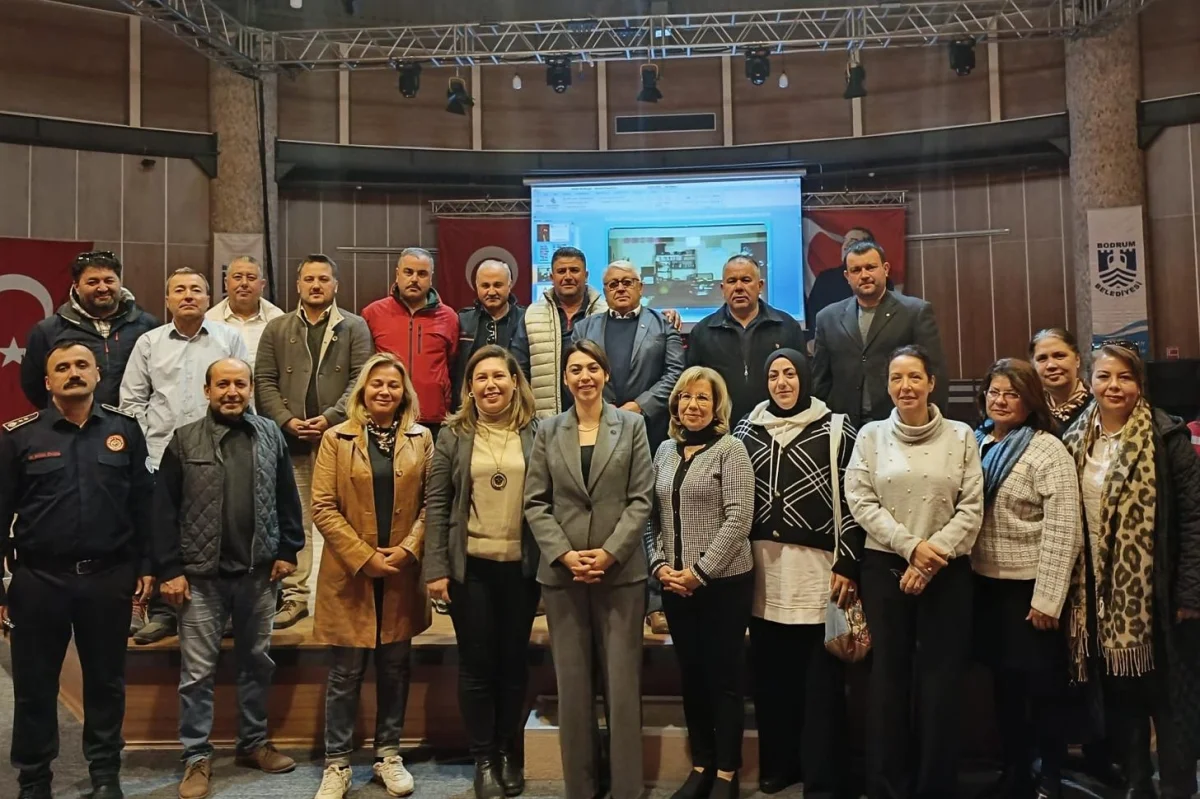 Muğla Büyükşehir, Muhtarlara Akademik Destek Sağlıyor