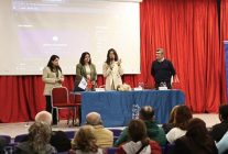 alacati ot festivalinin otlari yil boyu dijital tezgahta