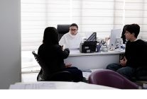 balcova belediyesinden universiteye hazirlanan genclere ulasim destegi