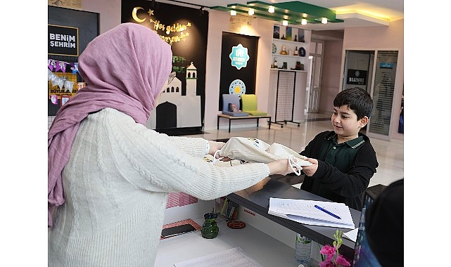 baskan altay bu yil da cocuklari ilk oruc hediyesiyle sevindireceklerini duyurdu